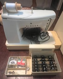 Singer Touch And Sew 645 With Accessories