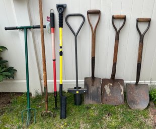 Outdoor Garden Tools - 8 Pieces