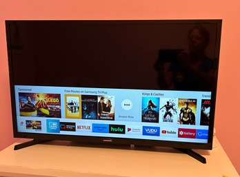Samsung Smart TV Model UN32N5300AF 2018