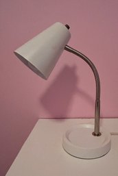 White Extendable Desk Lamp