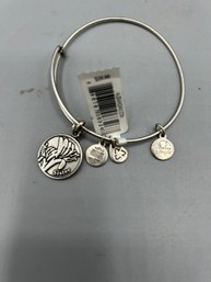 Alex And Ani Because I Love You/sister
