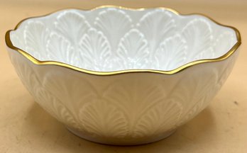 Lenox USA Ivory Bon Bon Dish Bowl Greenfield Collection Gold Rim