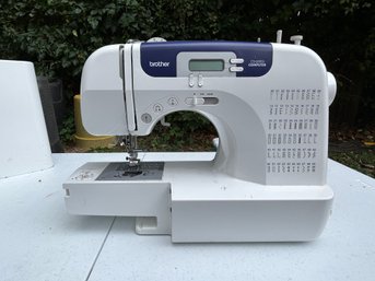 Brother Sewing Machine CS-6000i Computer