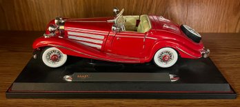 Maisto Mercedes Benz 500K Special Roadster 1936 1/18 Scale Car