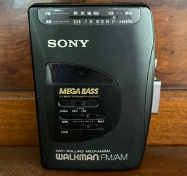 Sony Walkman Mega Bass AM/FM