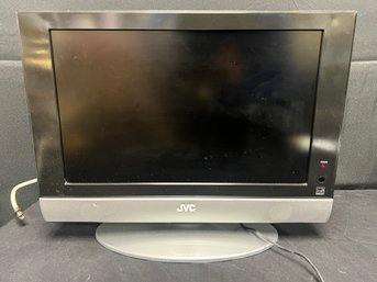 JVC 21 Inch Screen LCD Color TV Model No. LT- 17X475