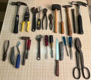 Assorted Hand Tools - 24 Pieces