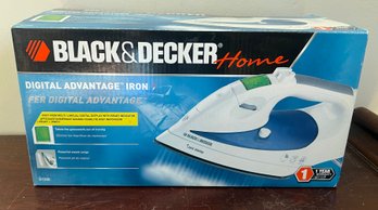 Black & Decker Digital Advantage Iron - New In Box