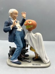 The 12 Norman Rockwell Porcelain Figurines 'trick Or Treat' The Danbury Mint 1980