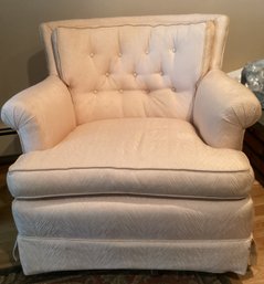 Tufted Swivel Chair