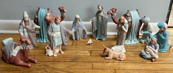 Ceramic Nativity Set - 14 Piece Lot