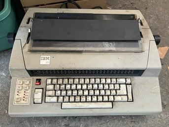 IBM 85 Typewriter