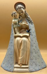 Flower Madonna Goebel Hummel Figurine #10/1 Mary With Baby Jesus & Bird