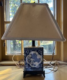 Oriental Blue And White Porcelain Table Lamp