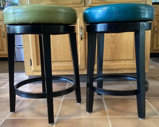 Pier One Cushioned Swivel Top Bar Stool Set Of 2
