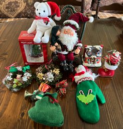 Assorted Christmas Decor Lot- 9 Pieces