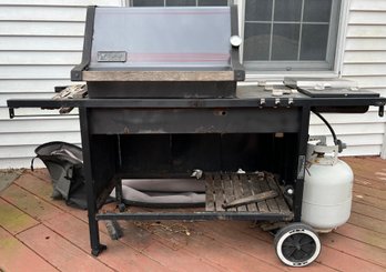 Weber Grill With Cover