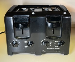 Hamilton Beach 4 Slice Toaster - Works