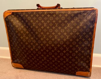 LOUIS VUITTON Monogram Suitcase W Keys