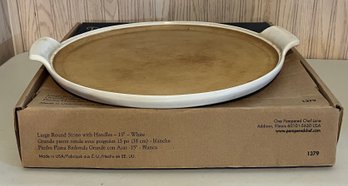 The Pampered Chef Large Round Stone With Handles 15 Inches With Box