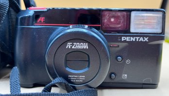 Pentax IQZOOM 70 35mm Point & Shoot 6337702
