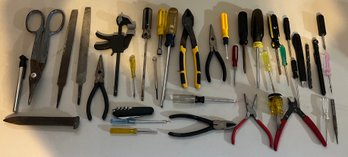 Hand Tools Assorted Lot Of 38 Pieces