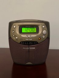 PHILIPS MAGNAVOX Compact Disc Clock Radio