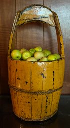 Wooden Round Handle Basket With Wooden Fruit - 50 Pieces