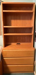 Wood 3 Drawer Dresser With Hutch