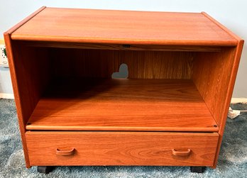 Retro 1 Drawer Media Console