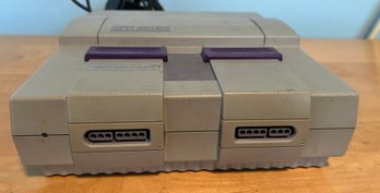 Super Nintendo Game Console Model SNS-001