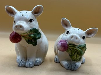 Fritz & Floyd Salt Pepper Shakers Pig Radish Ceramic