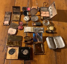 Vintage Makeup Compacts - 17 Pieces