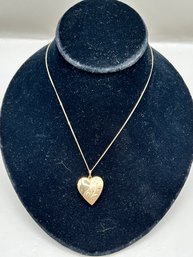 14k Gold Etched Floral Locket On Chain, 5.2g