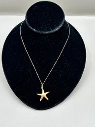 14k Gold Starfish Necklace, 2.7g