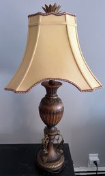 Island Design Decorative Table Lamp