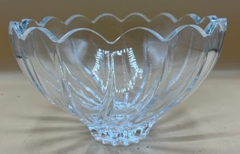 Marquis By Waterford Windflower 24 Lead Crystal Bowl W/ Scalloped Rim Germany