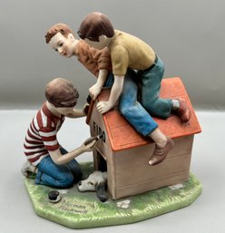 Norman Rockwell Authentic Figurine Americana Dog House Ceramic Figurine