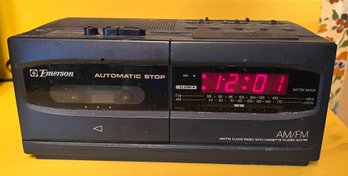 Emerson FM/AM Cassette Player Radio