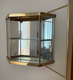 Mirrored Shelf Display