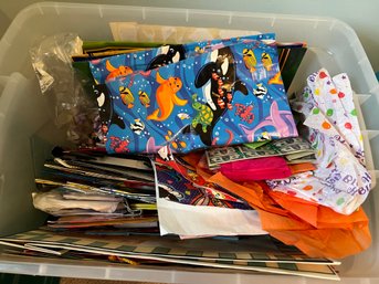 Assorted Lot Of Holiday Gift Bags