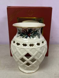 Lenox Winter Greetings Fragrance Warmer