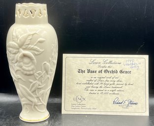 Lenox Certified Vase Of Orchid Grace