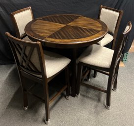 New Classic Dining Table And 4 Chairs, 5 Piece Lot