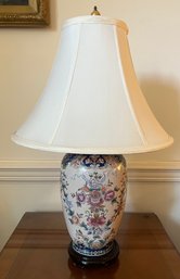 Vintage Floral Motif Chinese Table Lamp