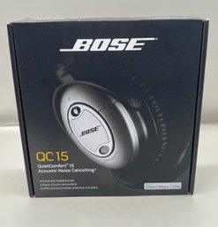 Bose QuietComfort 15 NEW IN BOX