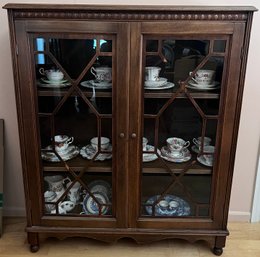 Georgian Chippendale Style Wood Display Cabinet