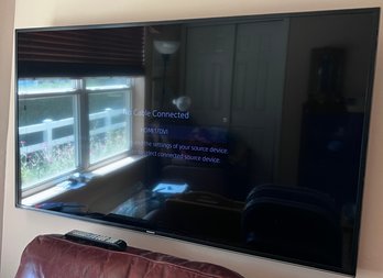 Samsung 56' Smart TV With Remote (comes With Wall Mount)