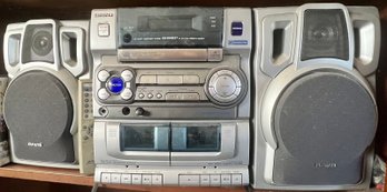Vintage Boombox Aiwa NO.DW637 With Remote