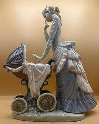 Lladro 'Baby's Outing' Collectible Figurine #01004938 Retired Glazed Finish